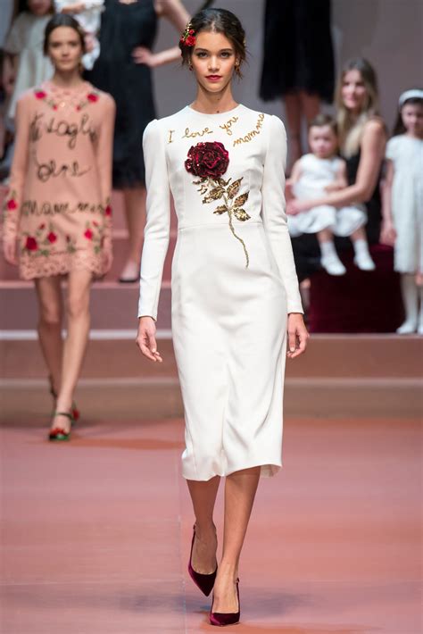 fashion show dolce gabbana 2015|dolce and gabbana dress 2022.